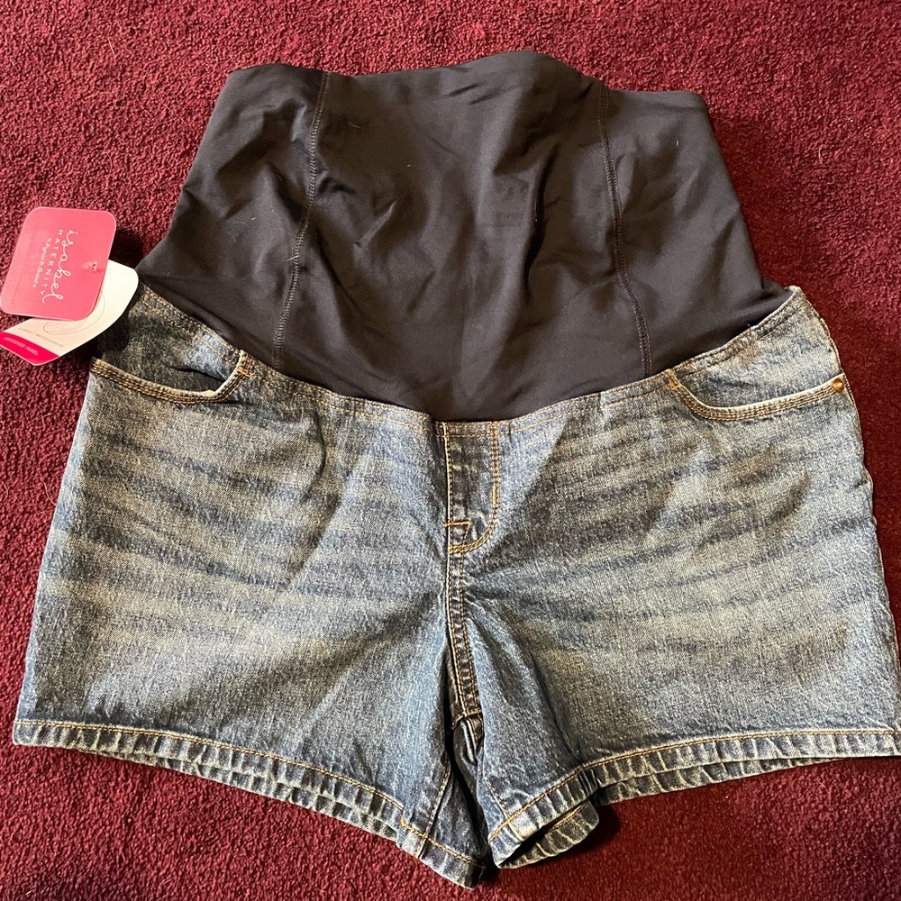 Maternity shorts